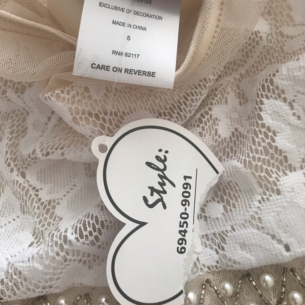 Brand new girl’s dress - Picture 3 of 3